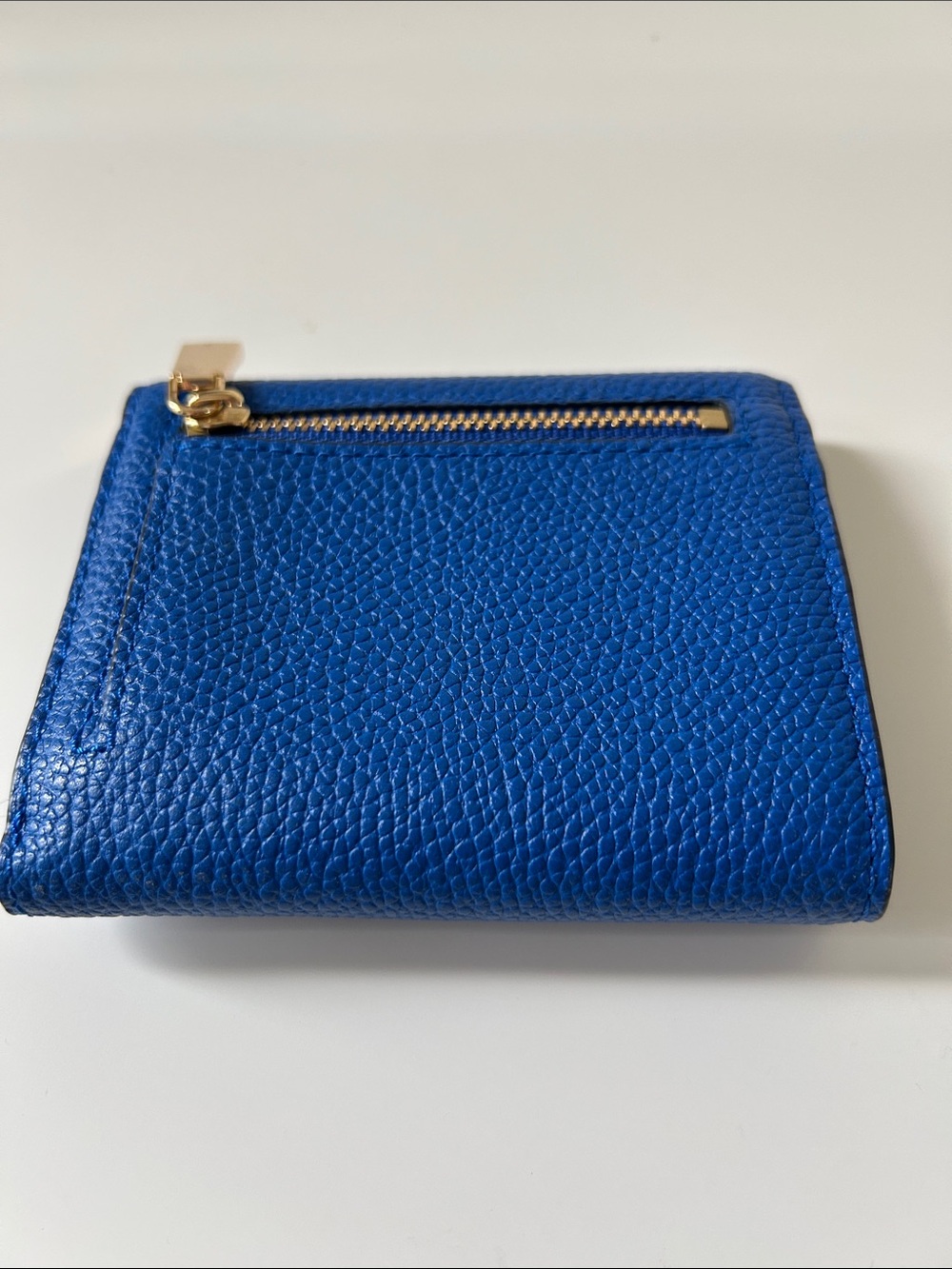 Michael Kors Cobalt Pebbled Leather Envelope Wallet with Gold MK - Picture 2 of 6